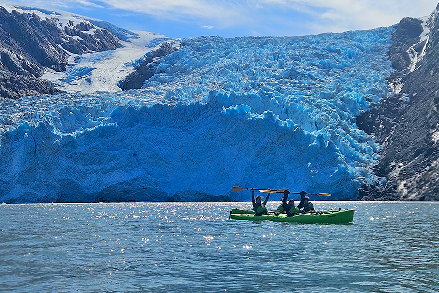 Alaska Sea Kayaking Tour Pic